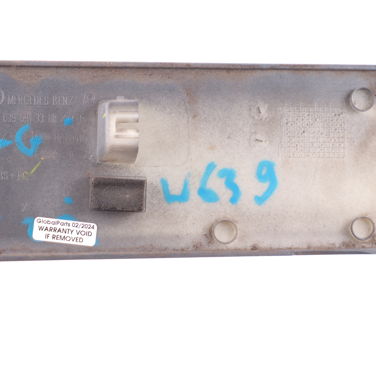 Mercedes W639 Rail Trim Right O/S Sliding Door Moulding Flint Grey - 368