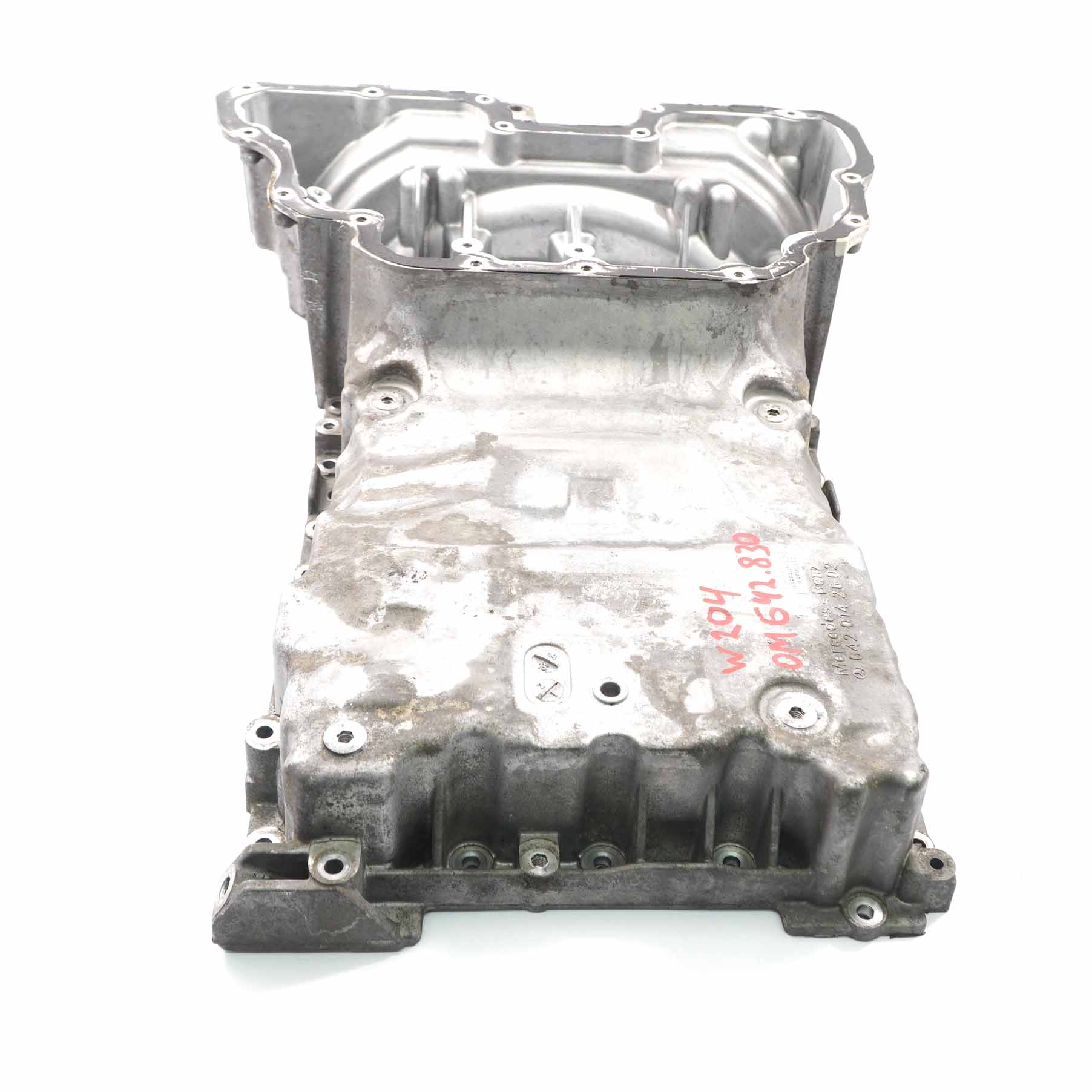 Mercedes W204 OM642 Diesel Engine Oil Sump Pan Overcasing Support A6420142602