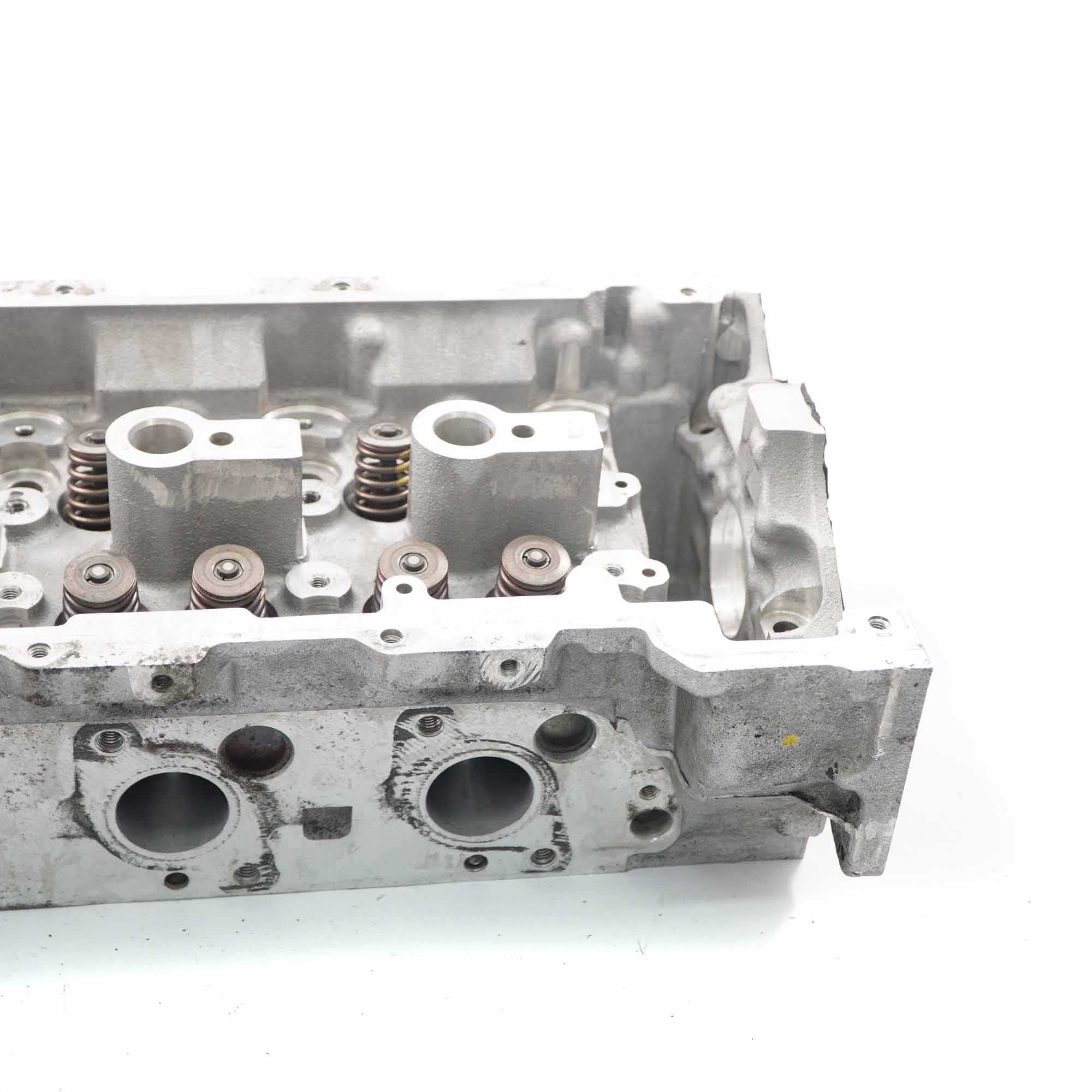 Mercedes W639 2.2 OM646.982 Engine Cylinder Head Engine A6460100620