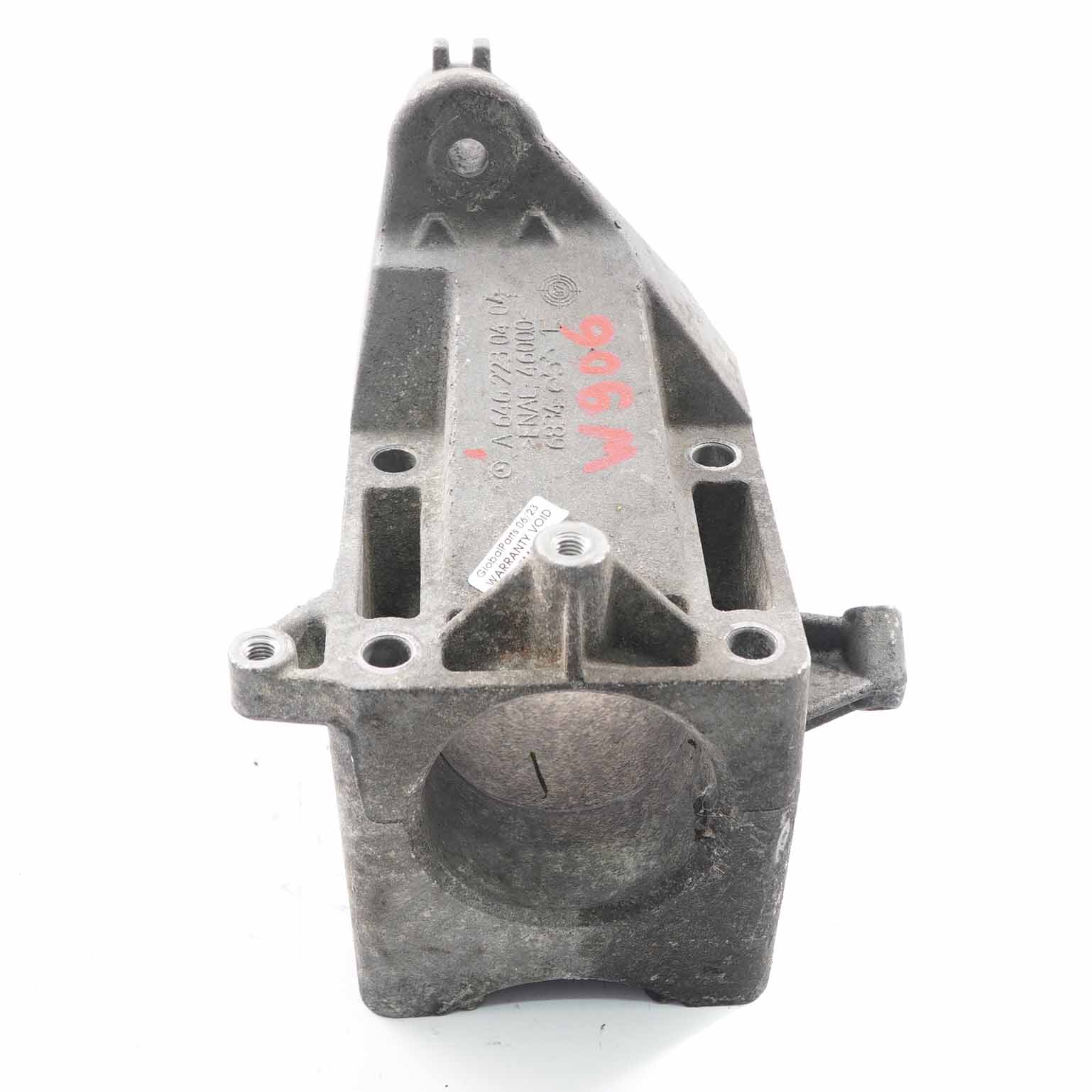 Mercedes Sprinter W906 OM646 Engine Mount Left N/S Support Holder A6462230404