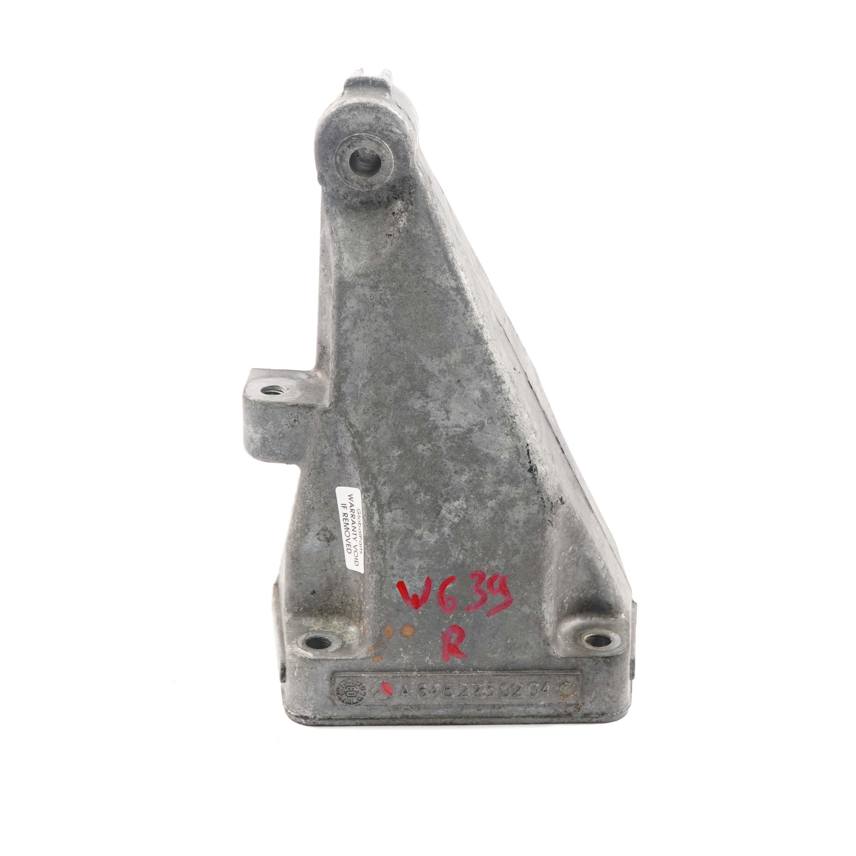 Mercedes-Benz Vito W639 OM646 Diesel Engine Mount Bracket Right O/S A6462230204