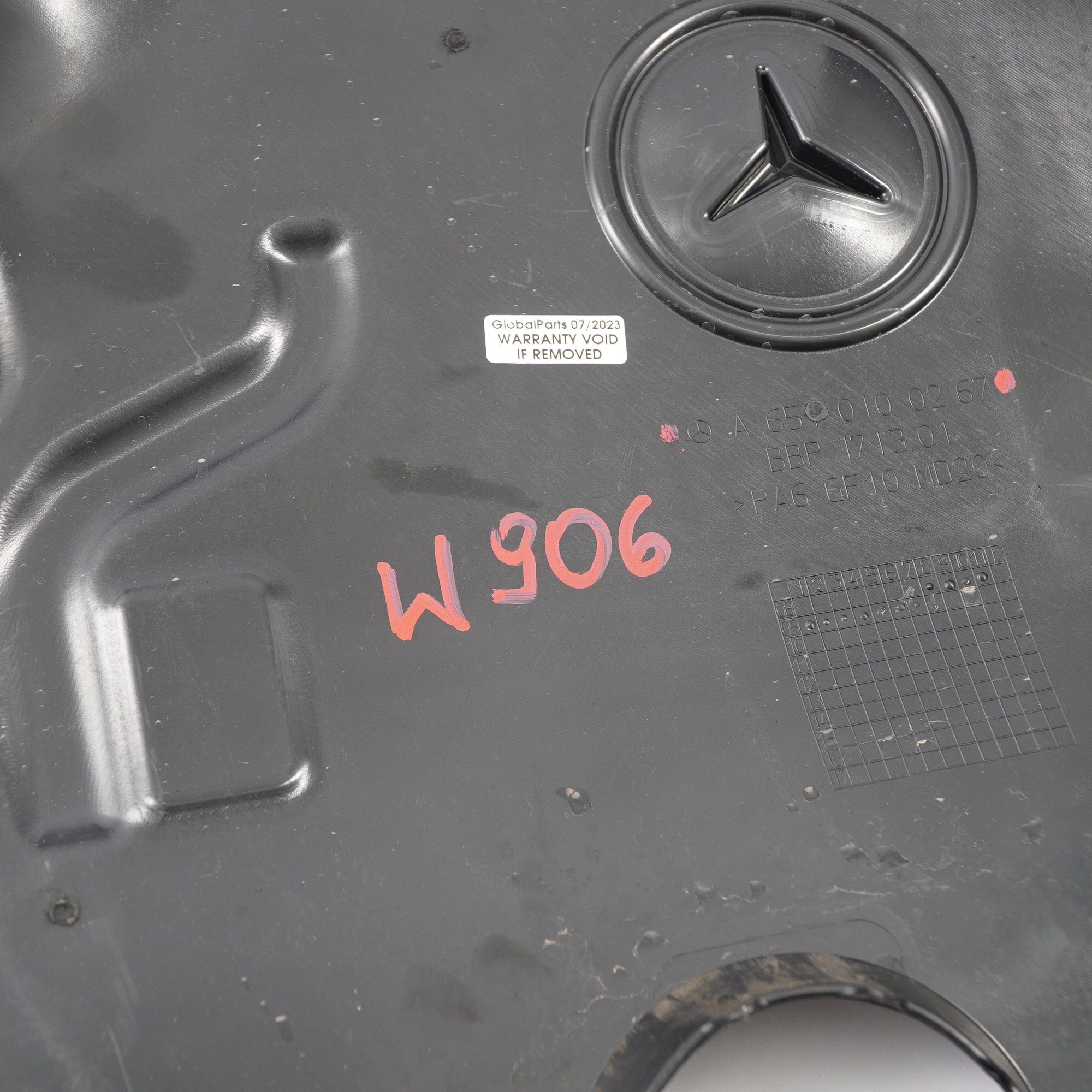 Engine Cover Mercedes W639 W906 OM651 Diesel Top Acoustic Panel A6510100267