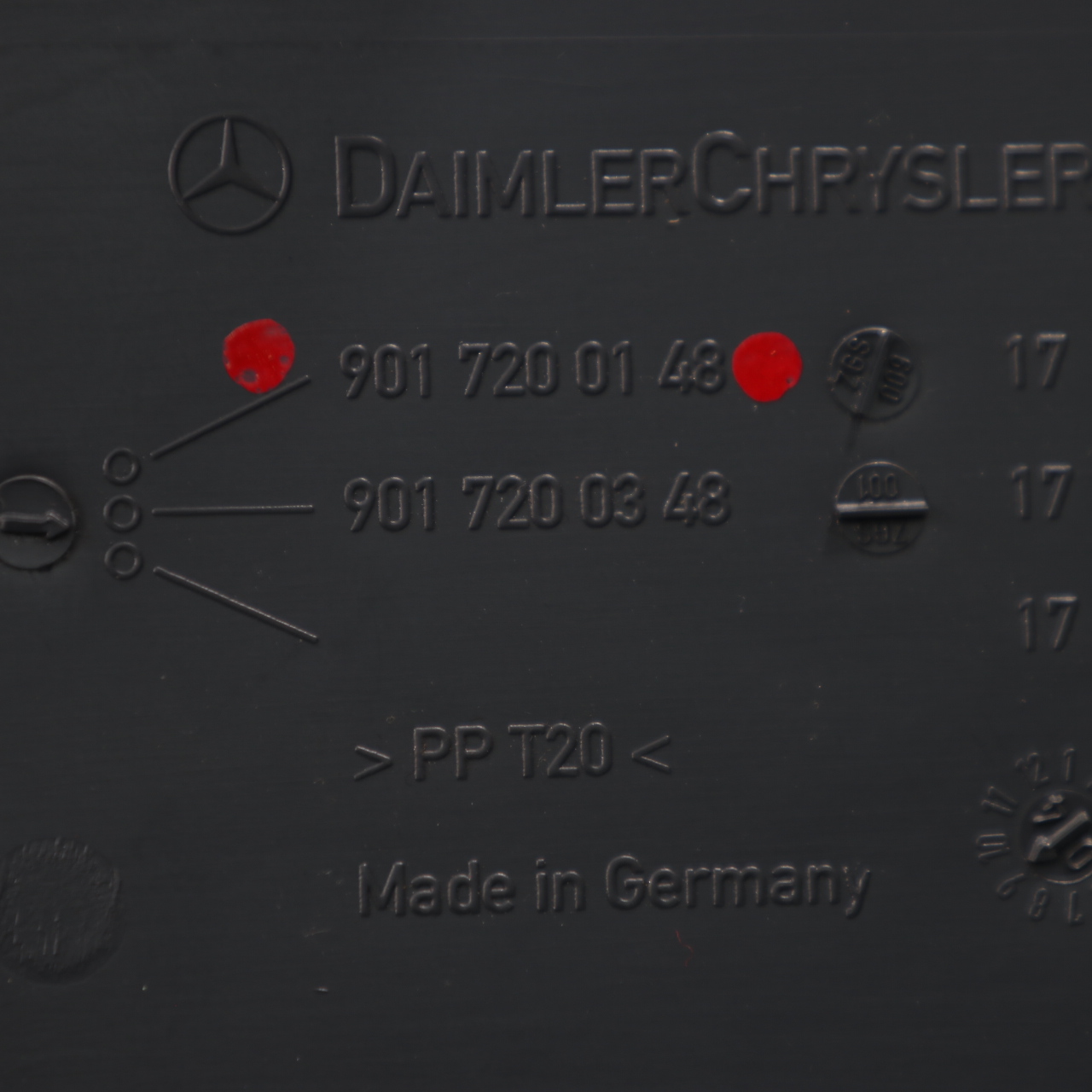 Mercedes W901 W903 Türverkleidung vorne rechts Unten Abdeckung A9017200148