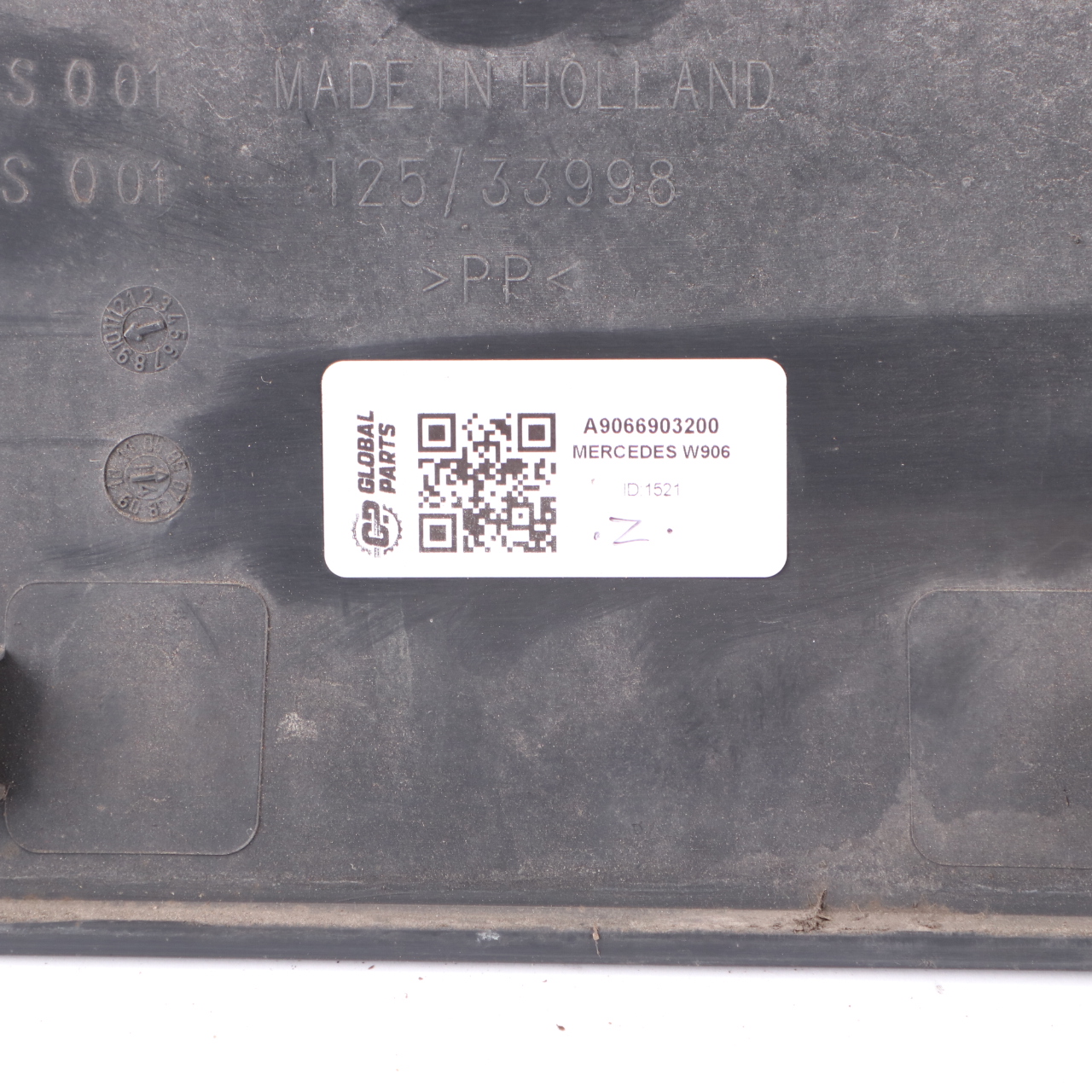 Mercedes Sprinter W906 Quarter Moulding Rear Left N/S Trim Cover A9066903200