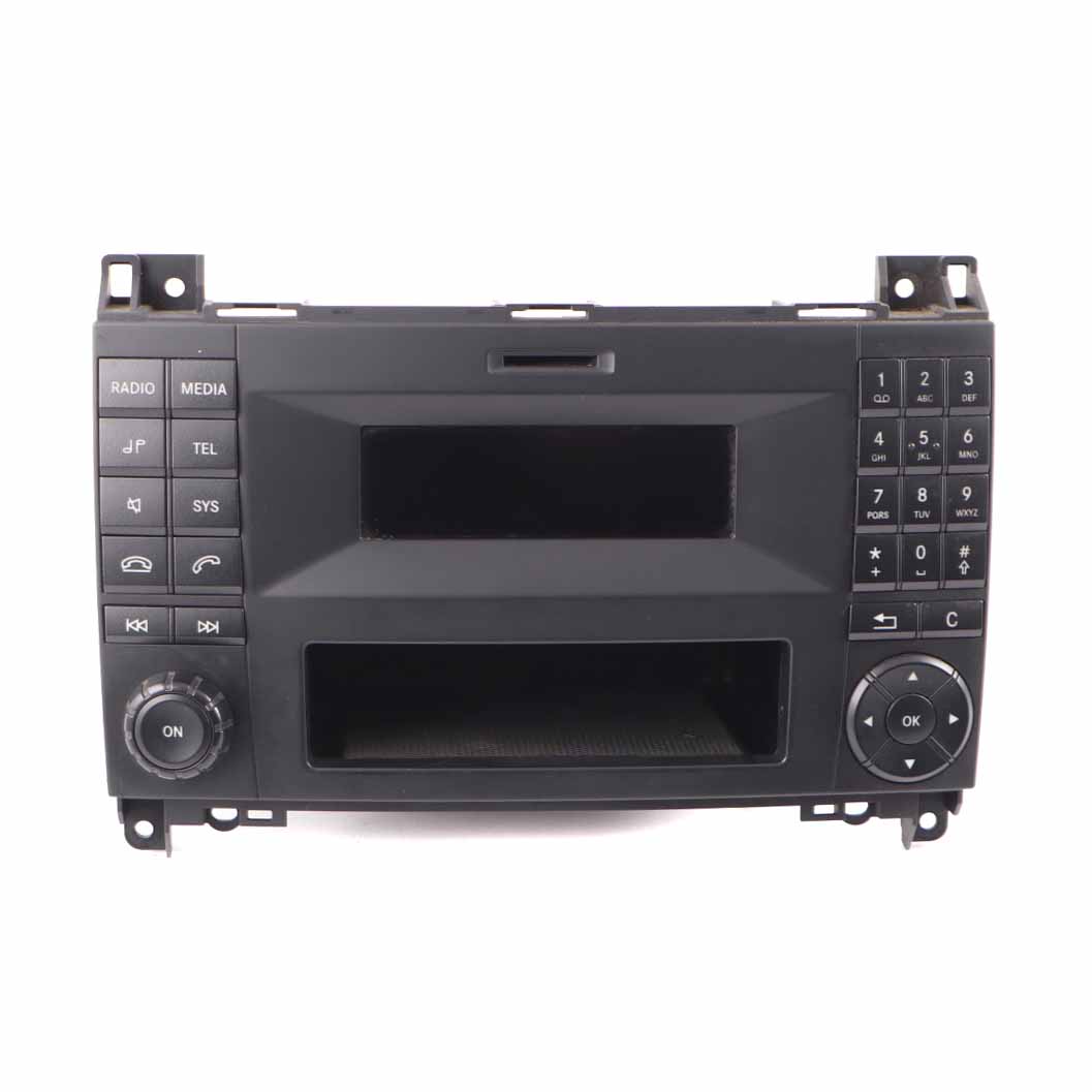 Mercedes Sprinter W906 Radio CD Spieler Audio Stereo Hauptgerät A9069000103