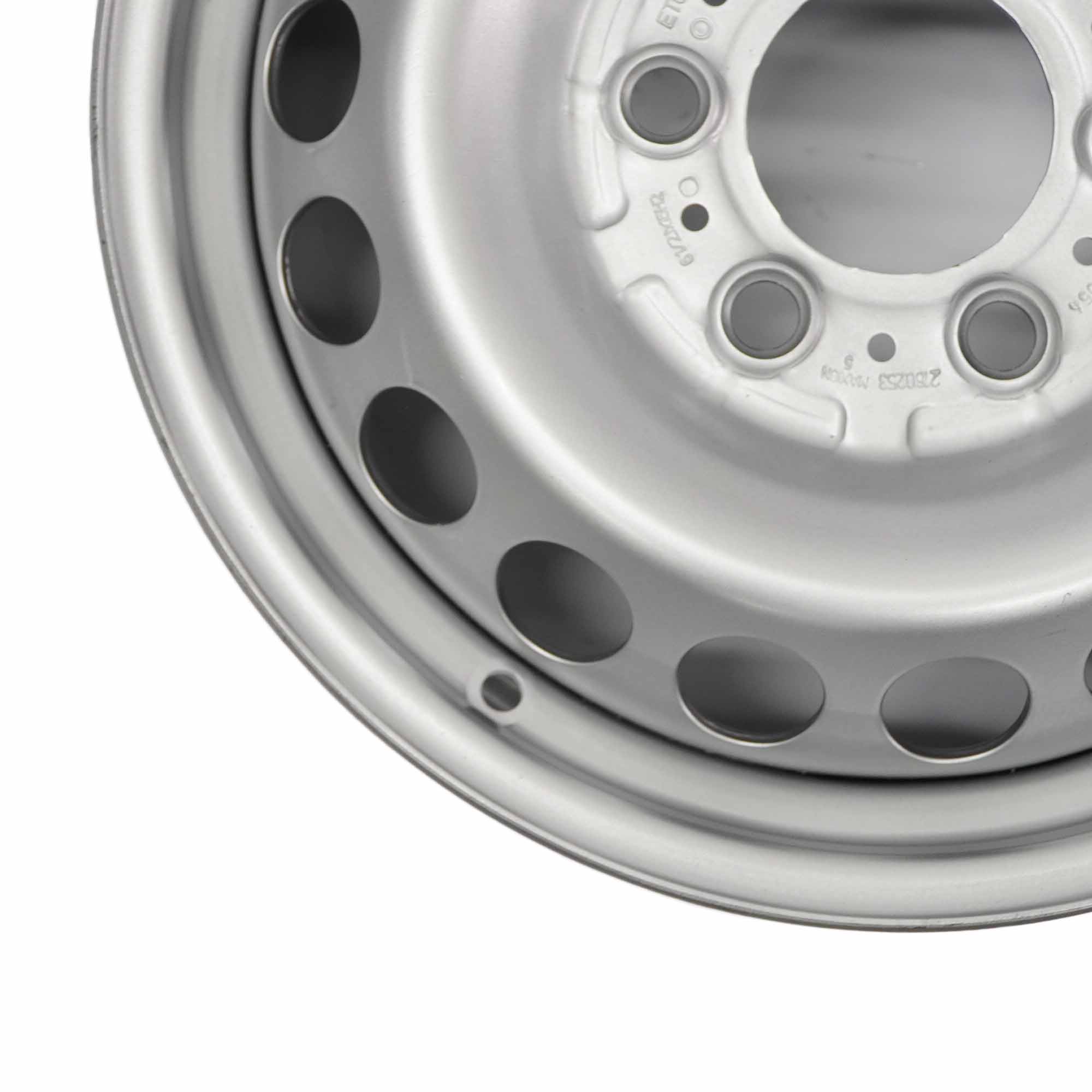 Mercedes Sprinter W910 Silberne Stahlfelge 16" 6,5J ET:62 A9104011300