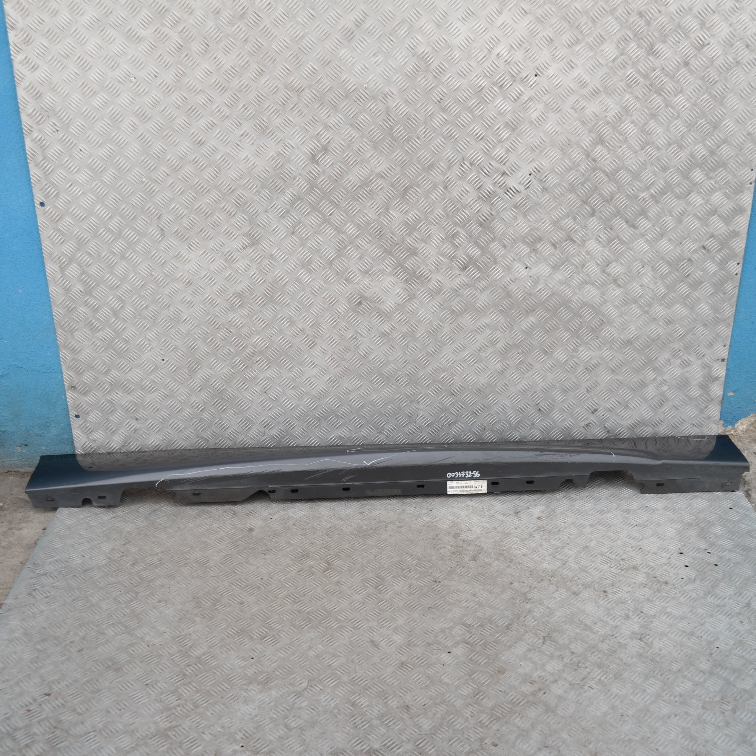 BMW 1 Series E81 E82 E88 M SPORT Sill Strip Skirt Right O/S Sparkling Graphite