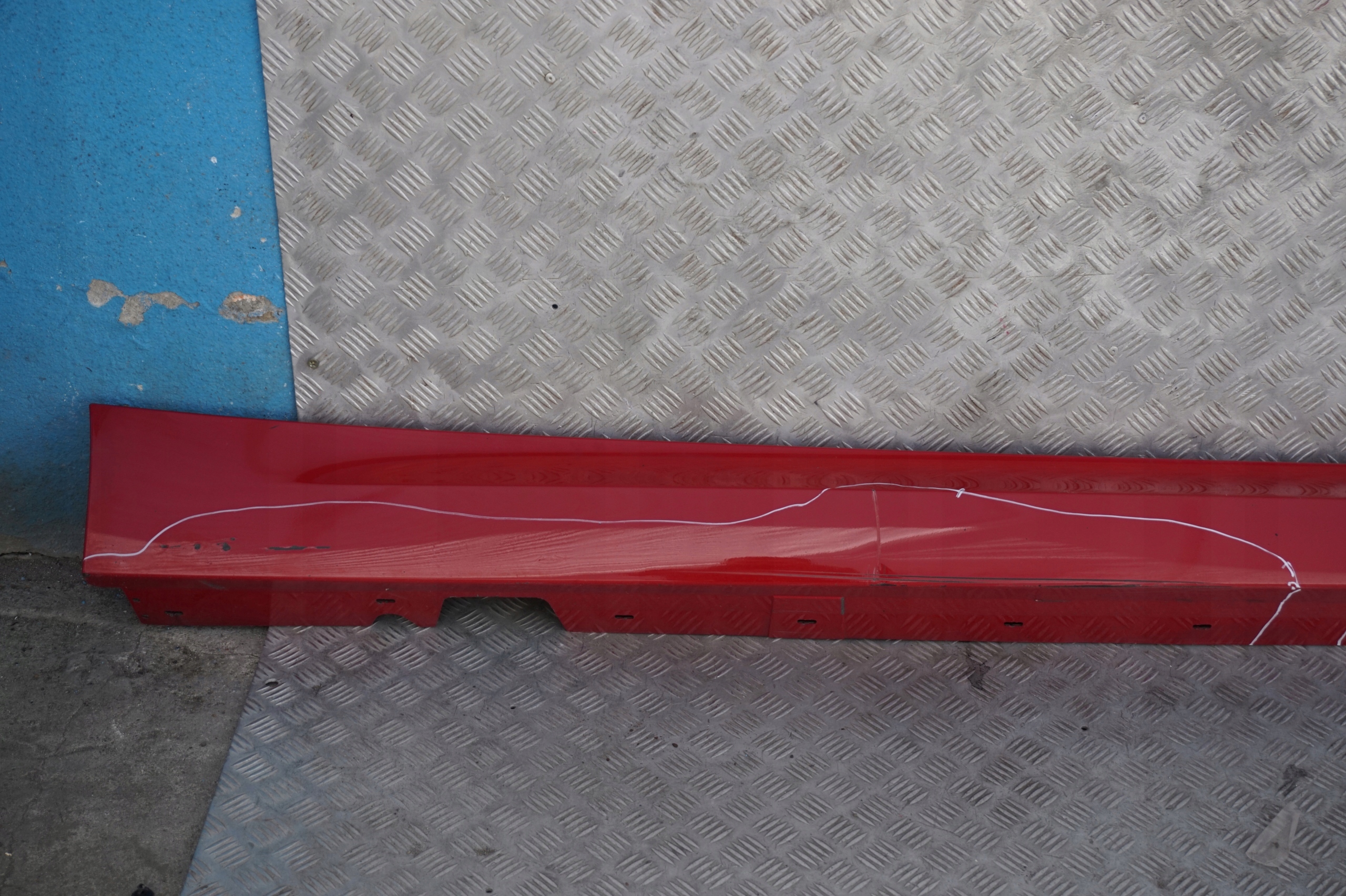 BMW 3 SERIES E90 E91 LCI Sill Strip Side Skirt Right O/S Karmesinrot Crimson Red