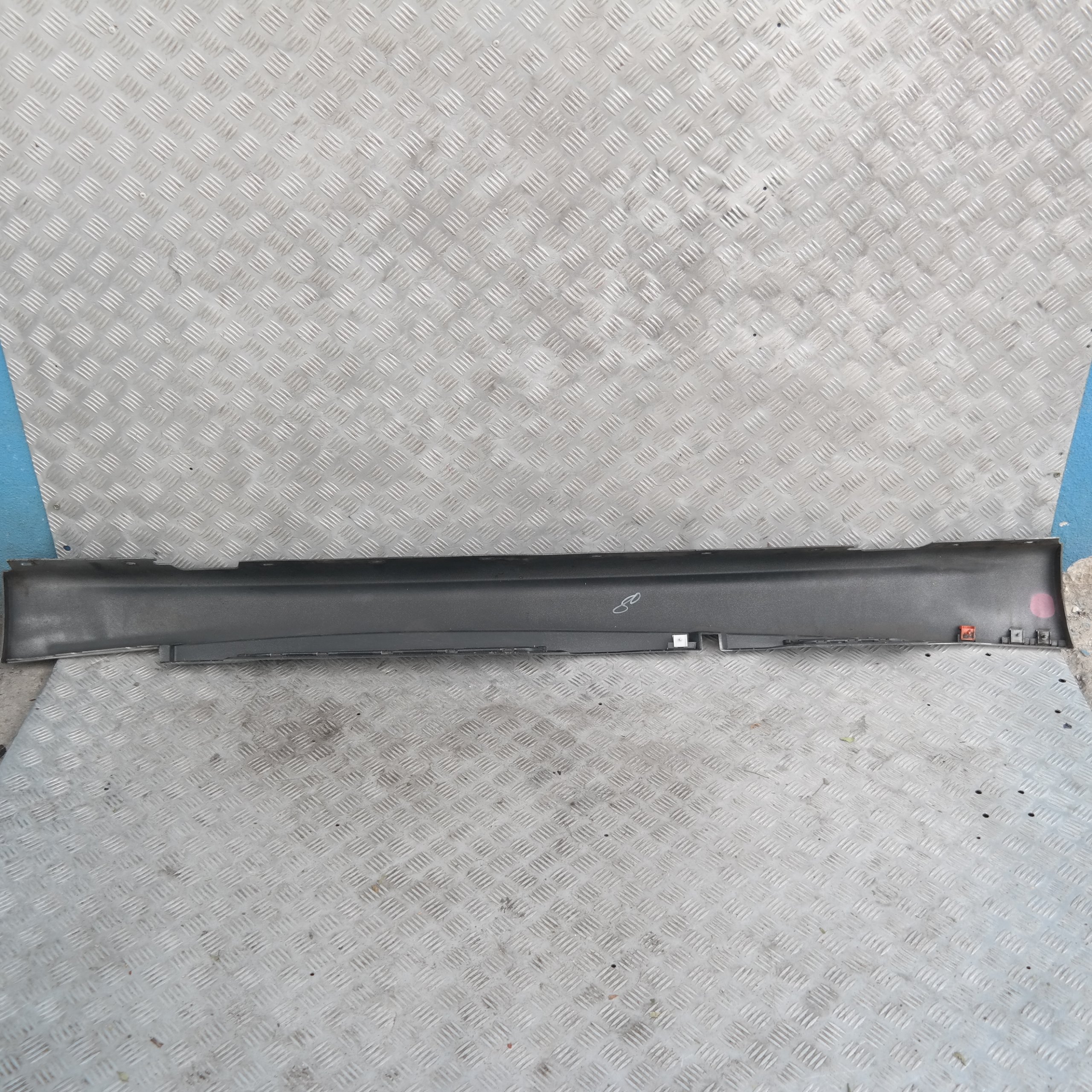 BMW 1 SERIES E87 Sill Strip Side Skirt Left N/S Titansilber Metallic Silver 354