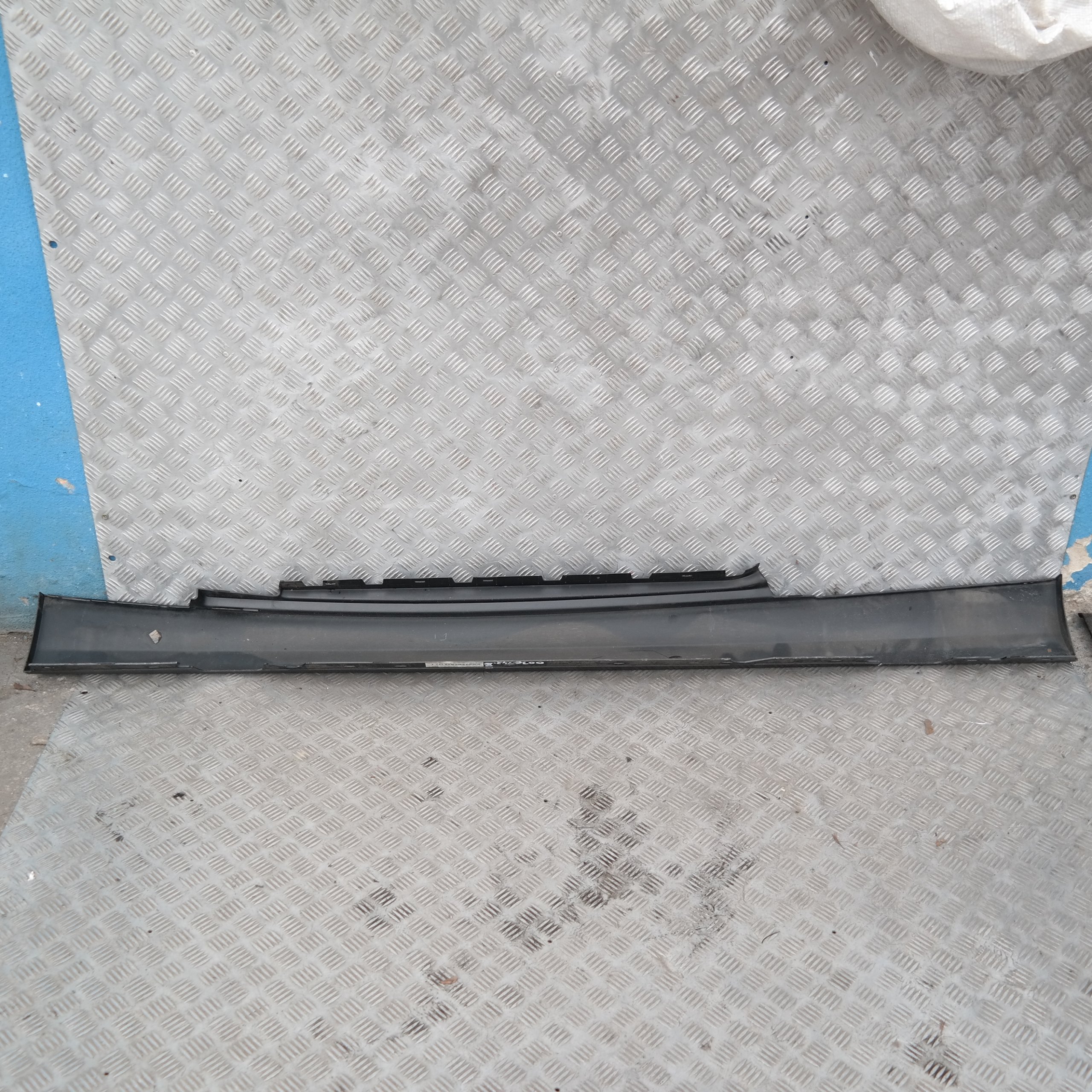 BMW 1 SERIES E81 E82 E88 Sill Strip Side Skirt Right O/S Black Sapphire Metallic