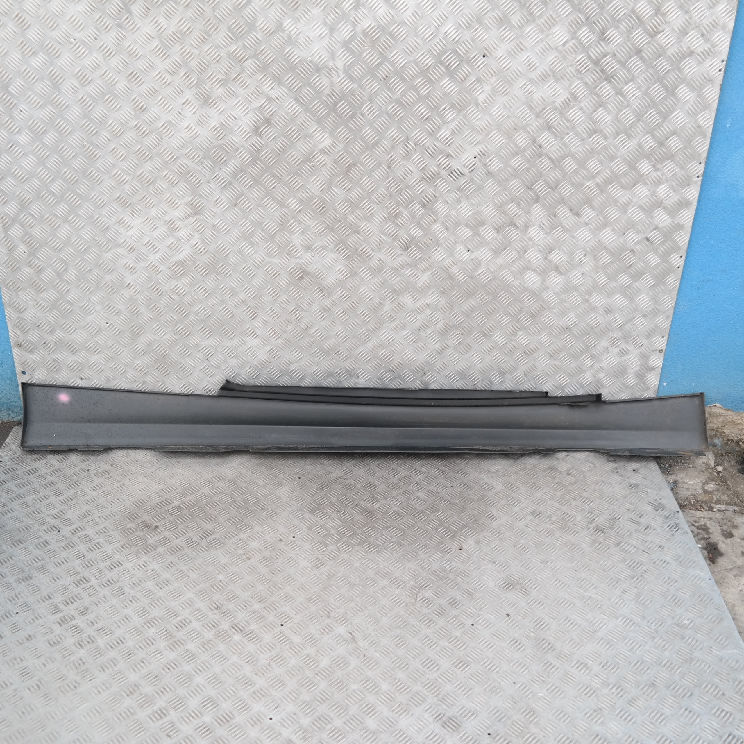 BMW 1 SERIES 1 E81 E82 E88 Sill Strip Side Skirt Left N/S Schwarz 2 Black - 668