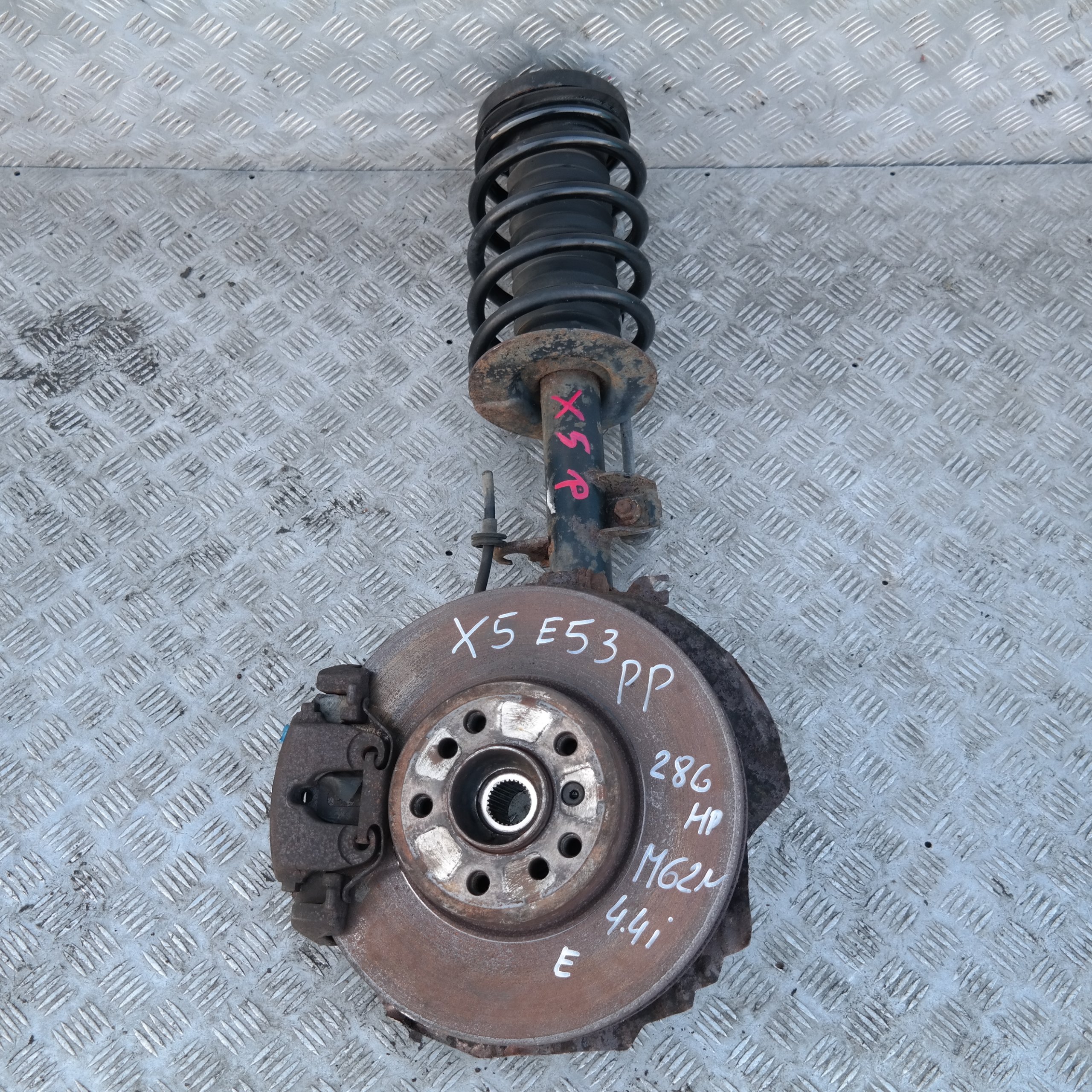 BMW X5 Series E53 Rear Right O/S Suspension Leg Axle Brake Disc