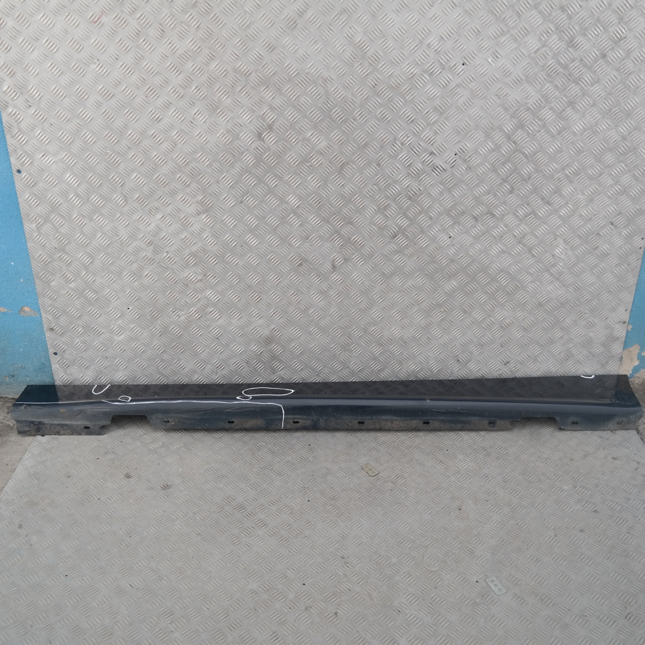 BMW 1 SERIES E87 Sill strip side skirt left N/S Monacoblau Monaco Blue Metallic