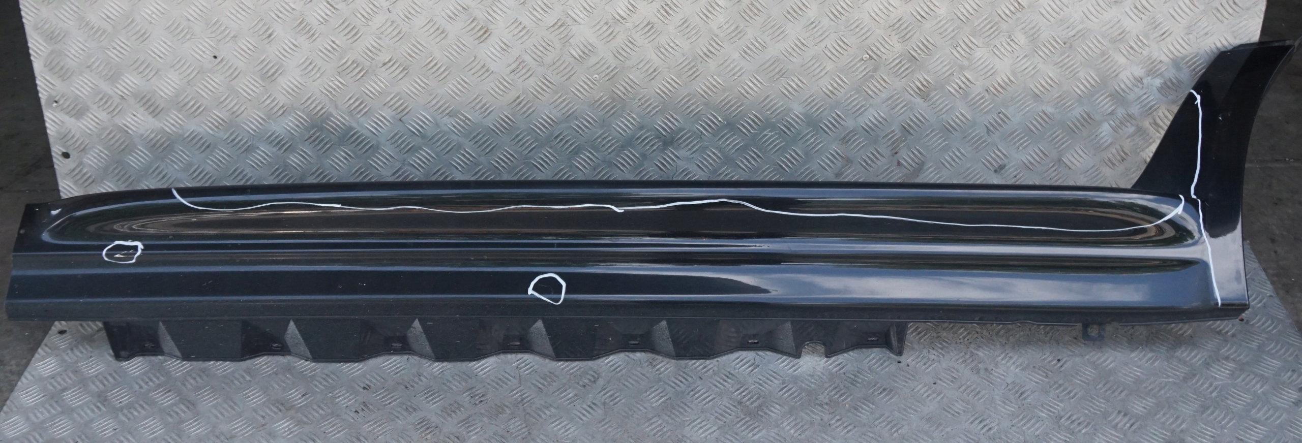 BMW X3 Series E83 Front Left N/S Door Sill Skirt Board Trim Panel Black Sapphire