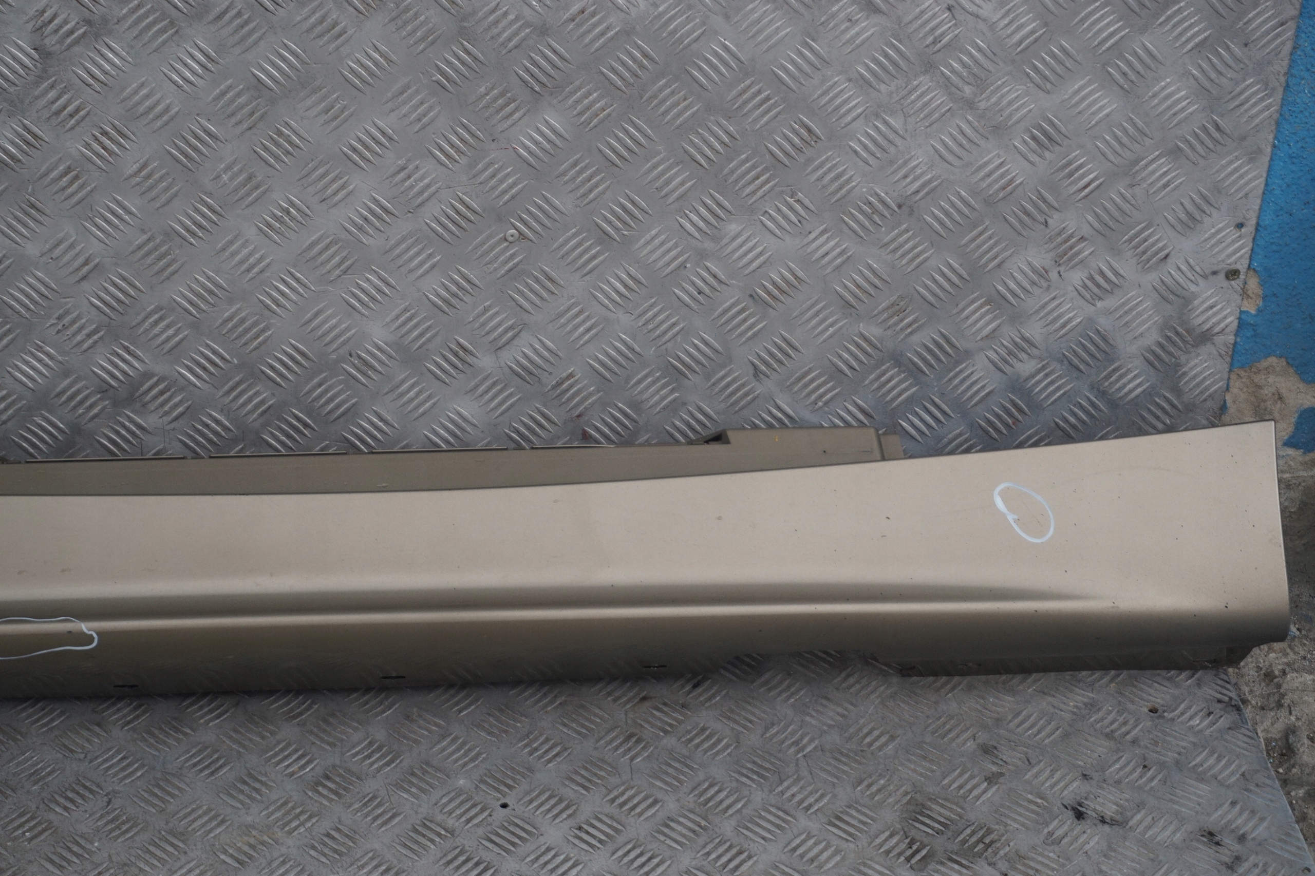 BMW 1 SERIES 4 E87 Sill Strip Side Skirt Right O/S Sonora Metallic - A23