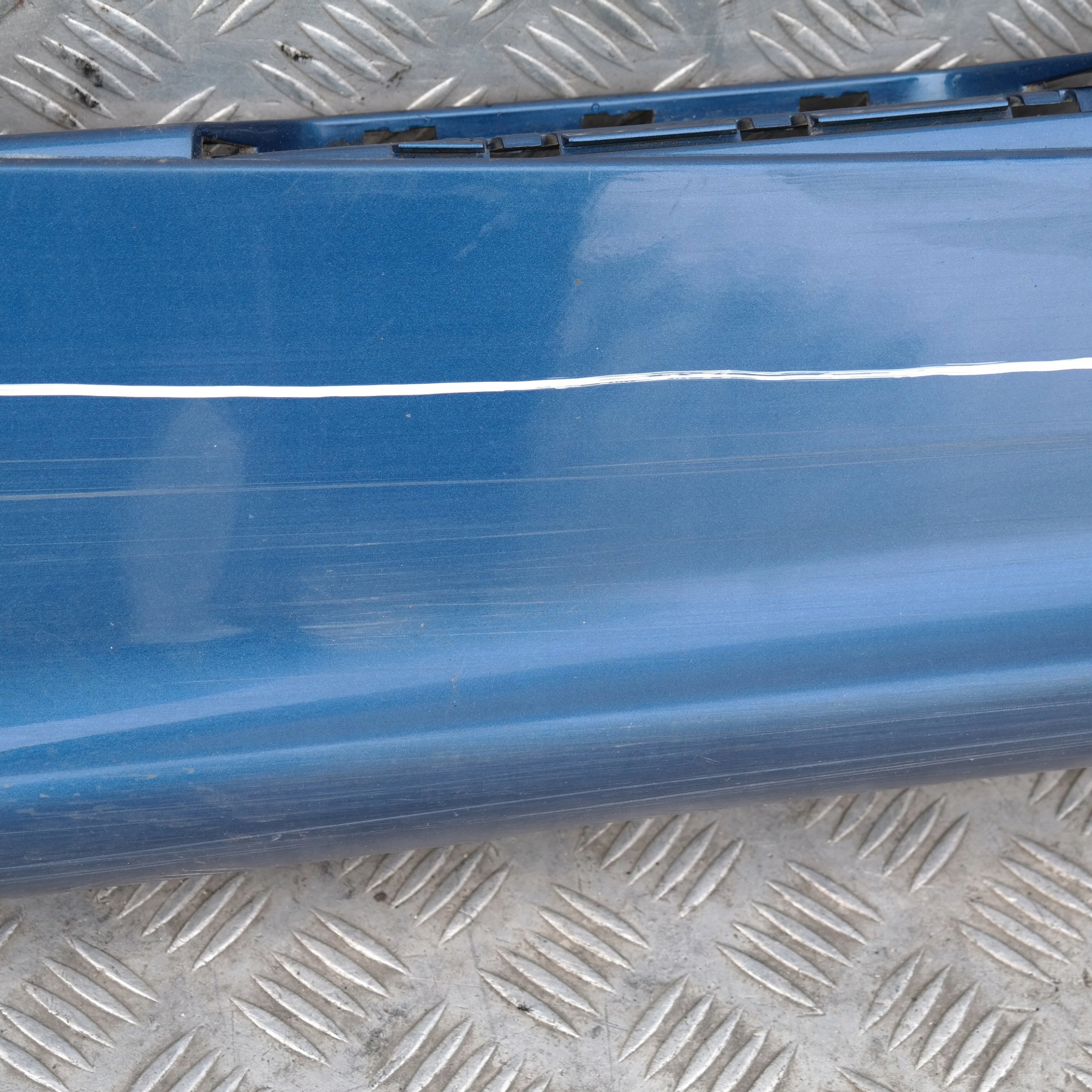 BMW 1 SERIES 4 E87 Sill Strip Side Skirt Right O/S Sydneyblau Sydney Blau Blue