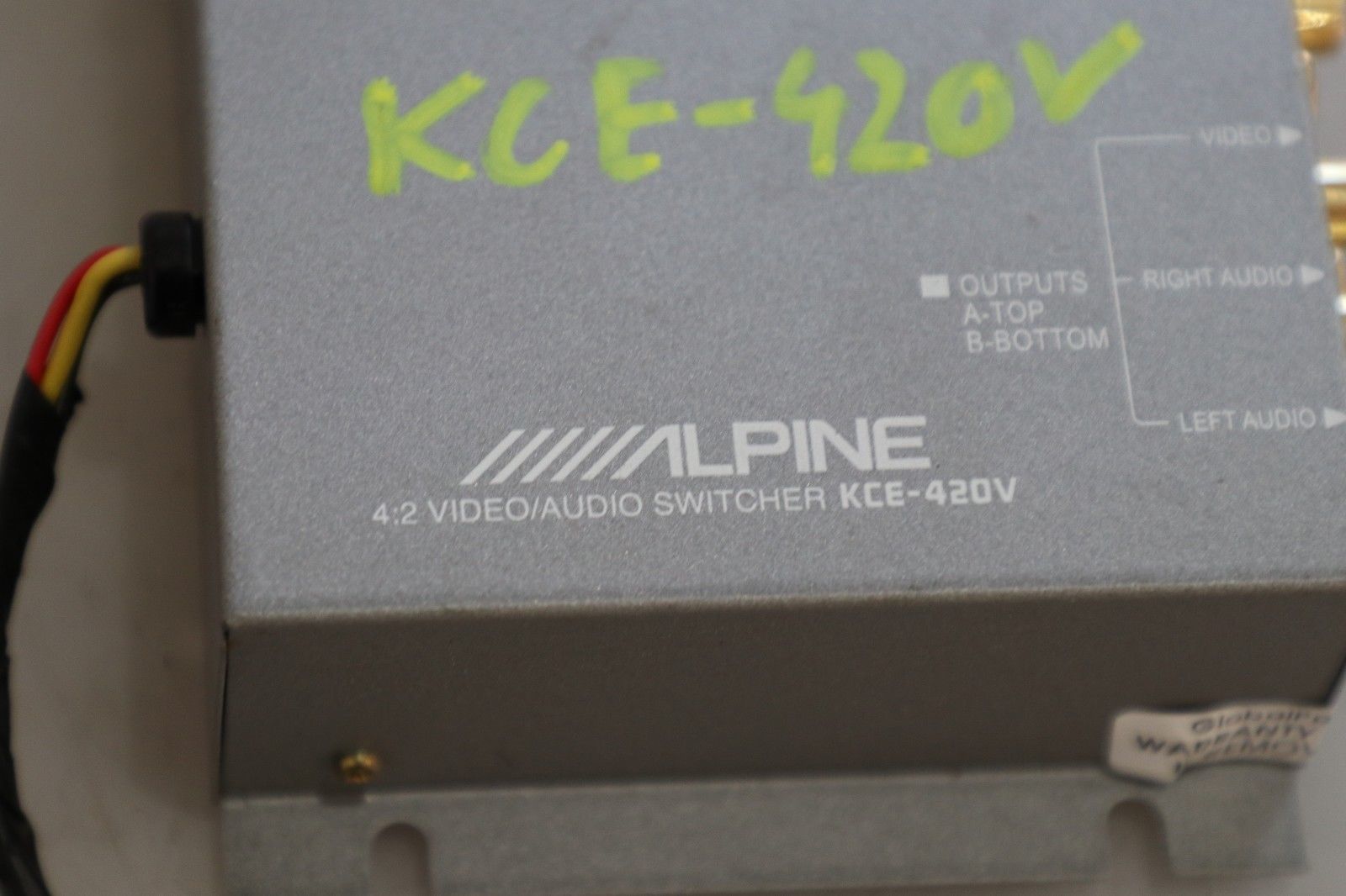 Genuine Alpine KCE-420V Video/Audio Stereo Switcher Selector 4:2