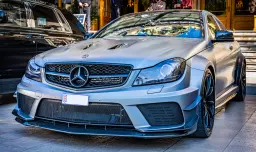 Pièces Mercedes d'occasion - pièces d'origine issues du démontage