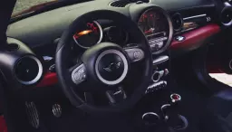 Piezas usadas de Mini Cooper: una forma de darle estilo y ahorrar dinero