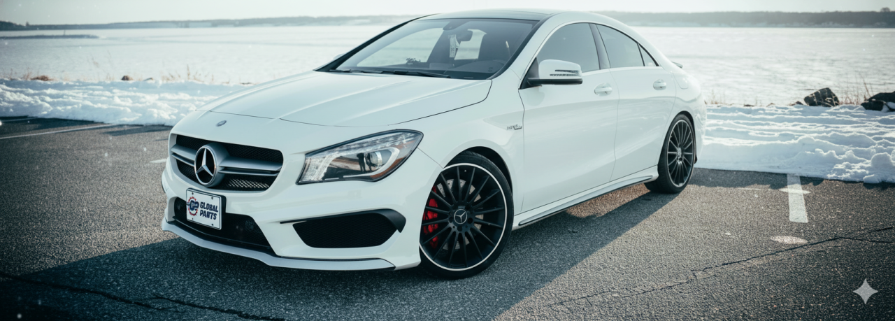 Winter essentials – what to check and replace in your car before temperatures drop Biały Mercedes na zimowej drodze; kontrola przed mrozami: stan opon zimowych, akumulatora, płynu chłodniczego i wycieraczek