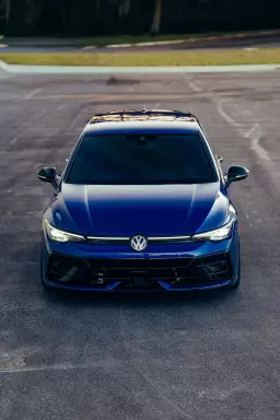 Auta marki VW: ekonomiczne przywracanie pełnej sprawności dzięki częściom z profesjonalnego demontażu