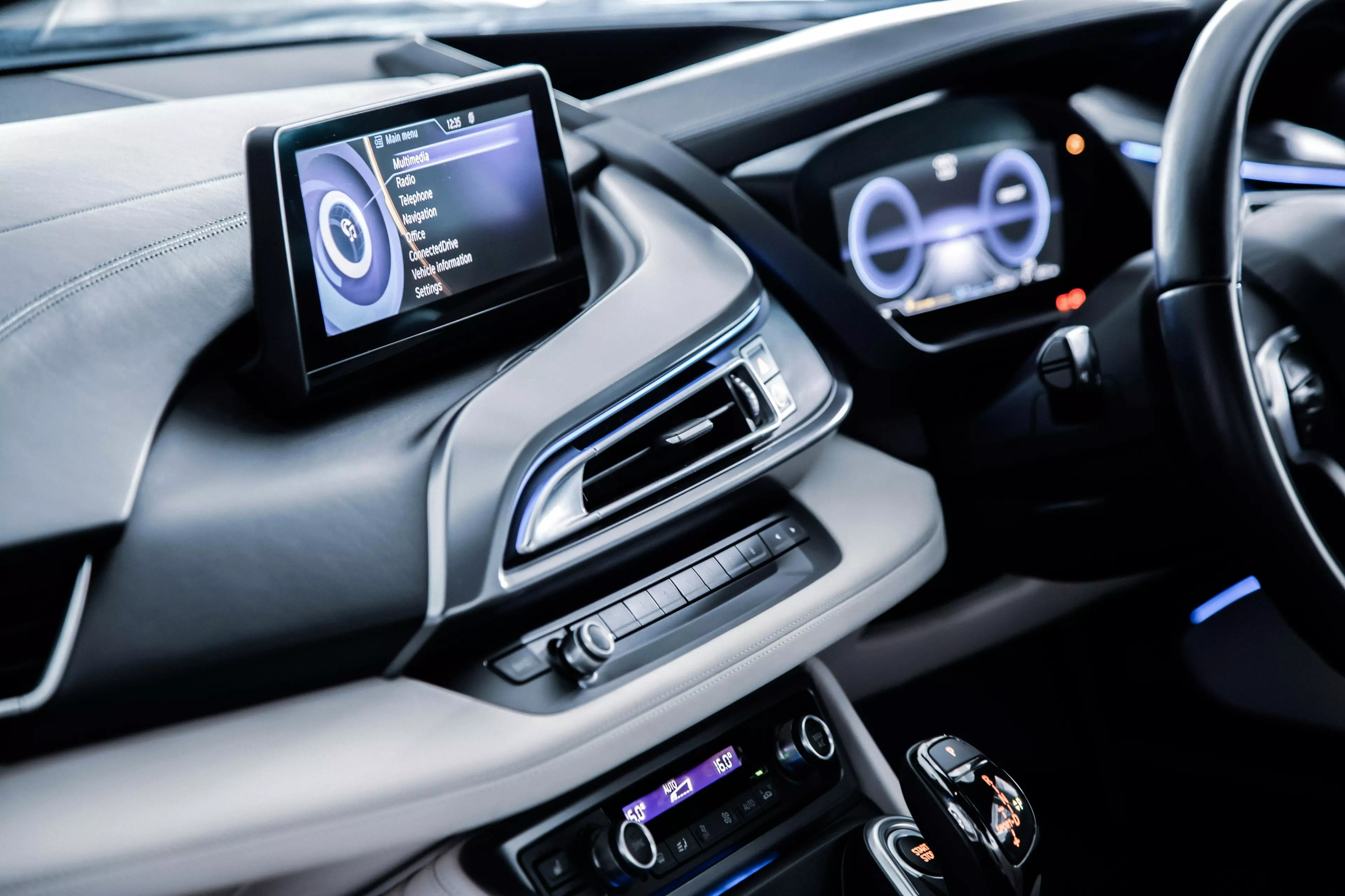 Parking sensors for safe maneuvering in any situation