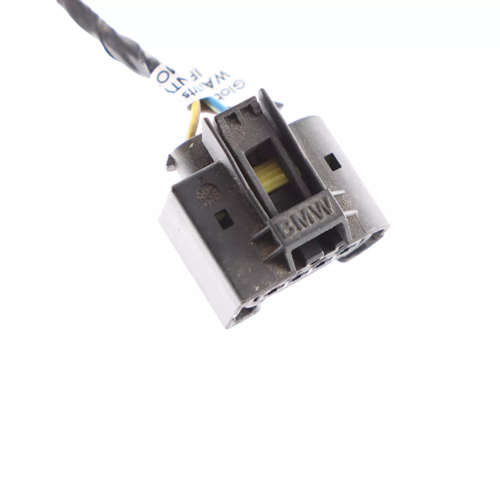 Cavi e connettori per l’impianto di illuminazione – connessioni robuste